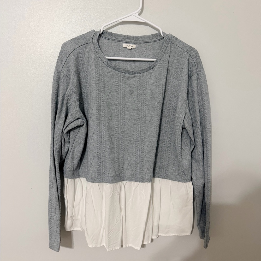 Maurices Gray and Cream Sweatshirt